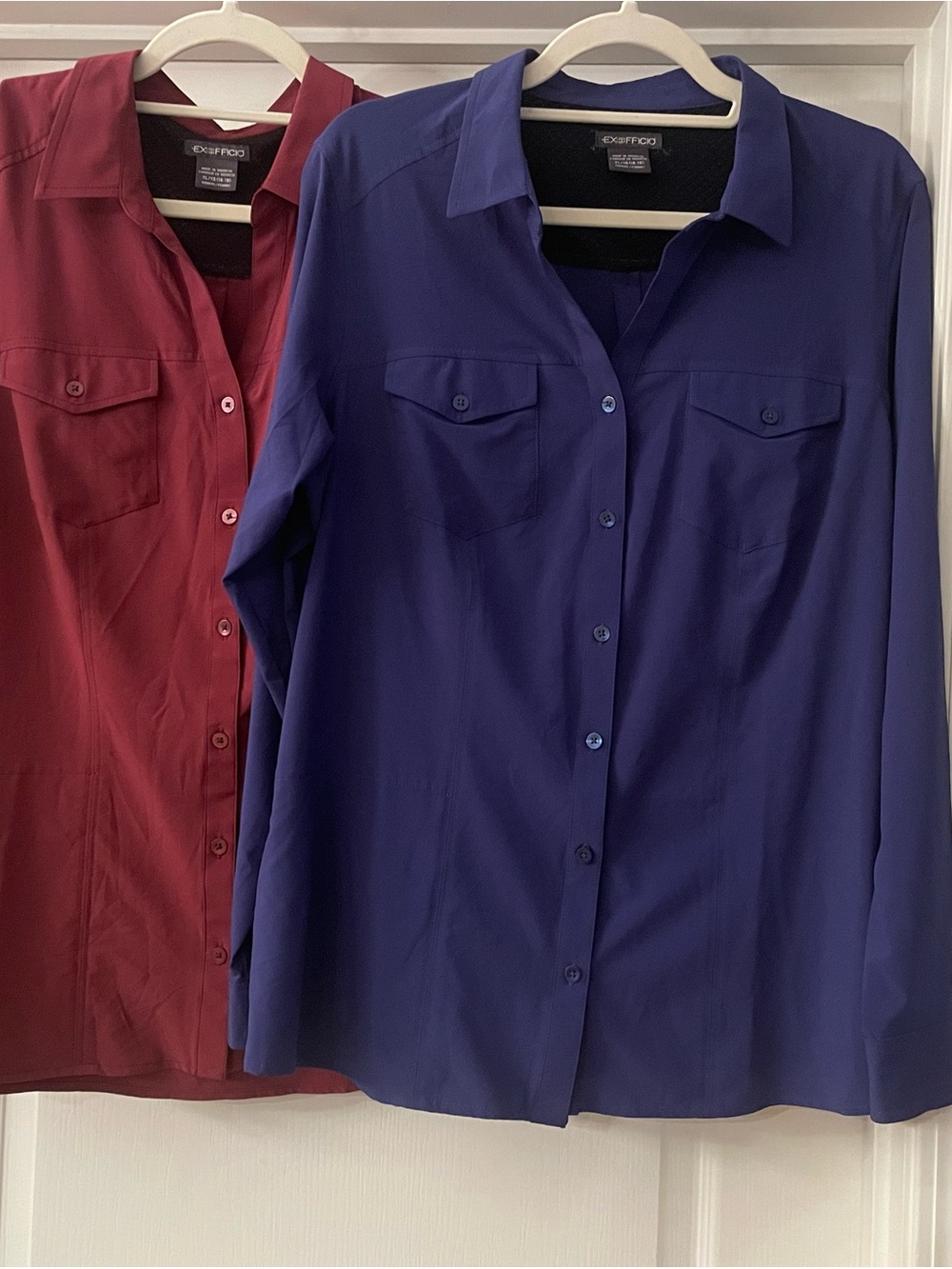 2 Exofficio Ladies Button-Up Tops in Wine and Deep Blue Size XL